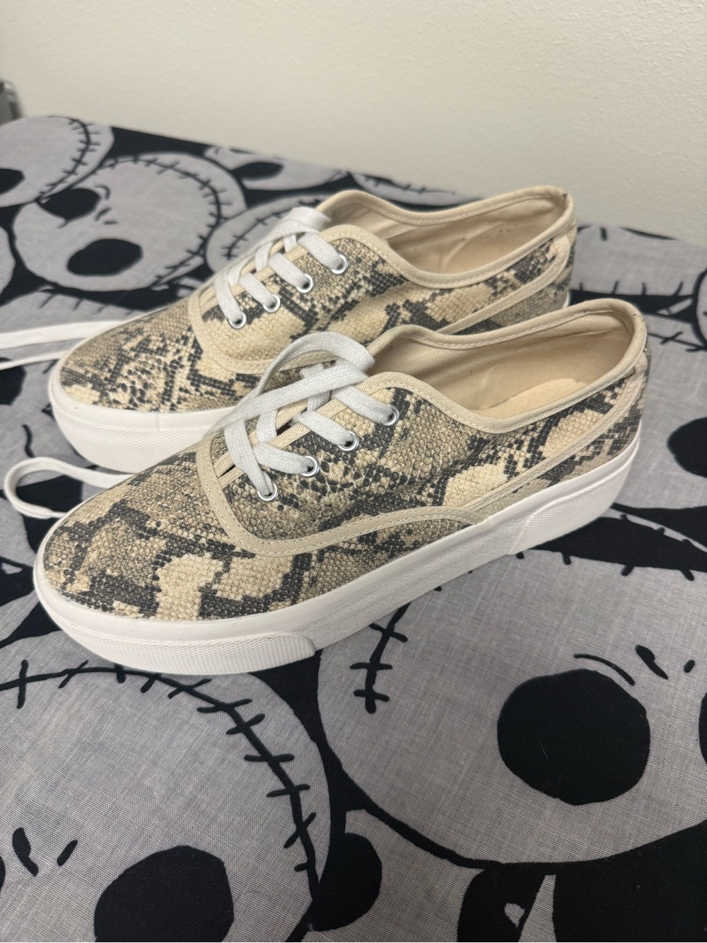 H&M Snake-Print Platform Sneakers - Beige & Black